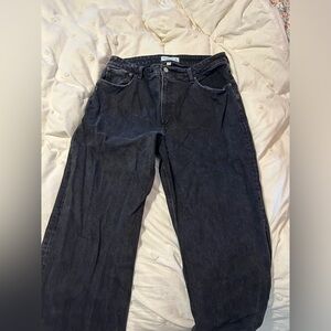 Abercrombie Curve love 90s relaxed high rise in black distressed